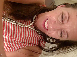 porno fotka - American,Masturbation,Mature,MILF,Solo Female,Toys